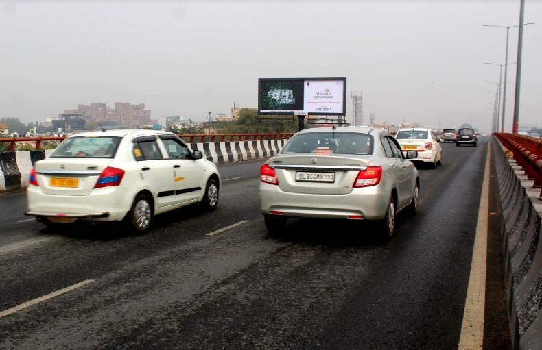 on elevated road- sector 26