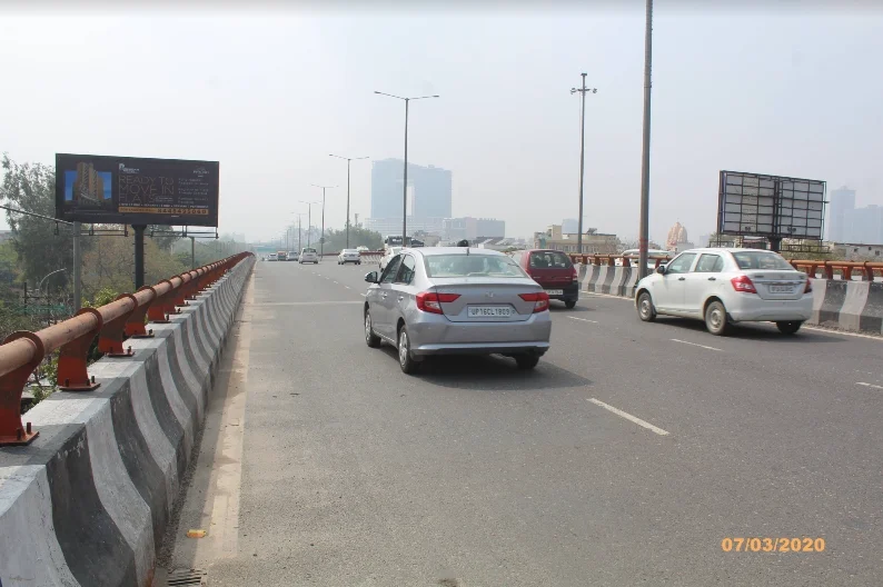 on elevated road- sector -29 noida