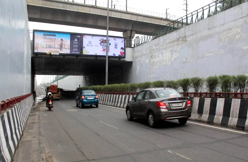 city center under pass, sector – 39