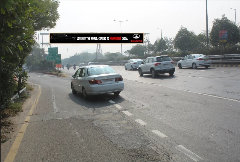 noida-expressway sector-128 sector – 93 Cut